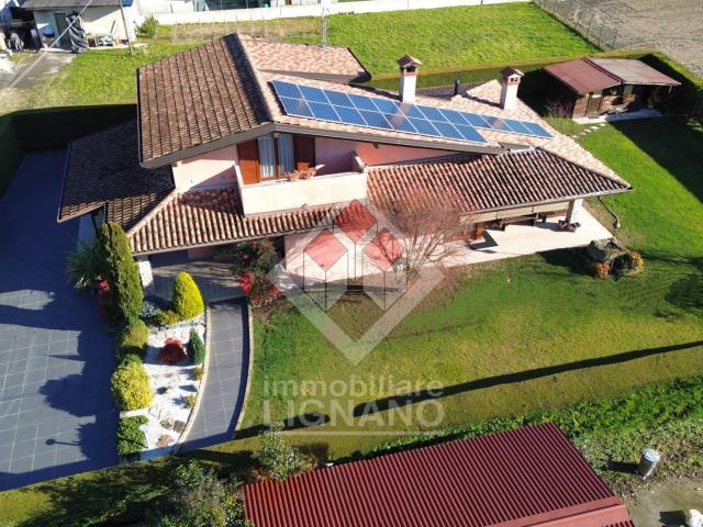 Villa Indipendente in vendita a San Michele Al Tagliamento, Veneto