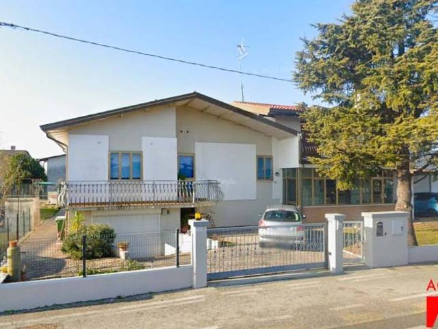 Villa Indipendente in vendita a San Giorgio al Tagliamento, San Michele Al Tagliamento
