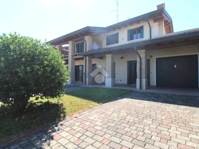 Villa Indipendente in vendita a San Giorgio al Tagliamento, San Michele Al Tagliamento