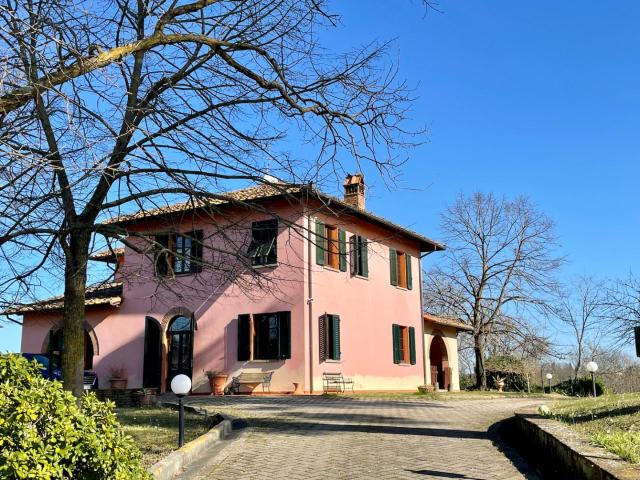 Villa Indipendente in vendita a San Miniato, Toscana