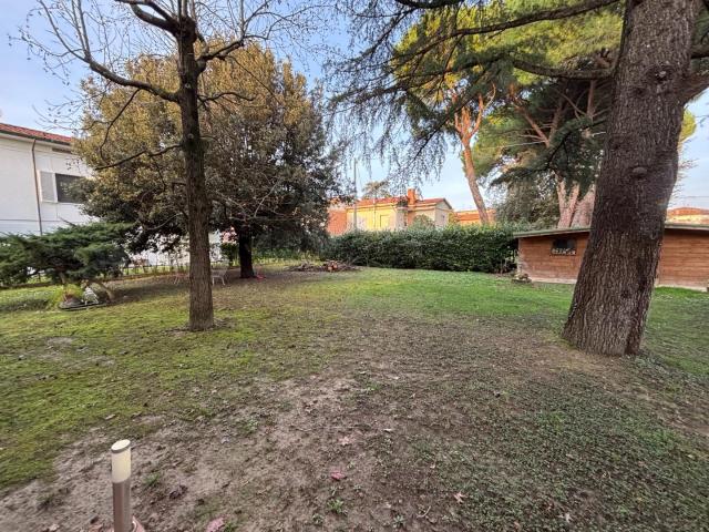 Villa Indipendente in vendita a La Scala, San Miniato