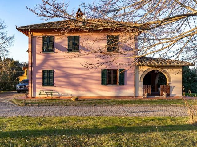 Villa Indipendente in vendita a San Miniato, Toscana