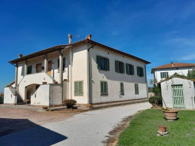 Villa Indipendente in vendita a San Miniato, Toscana