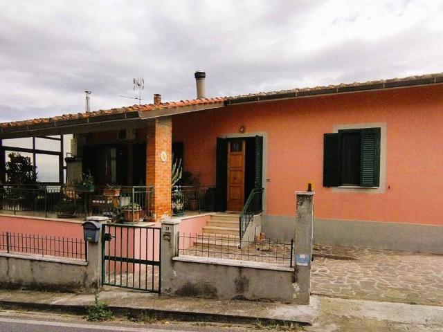 Villa Indipendente in vendita a La Scala, San Miniato