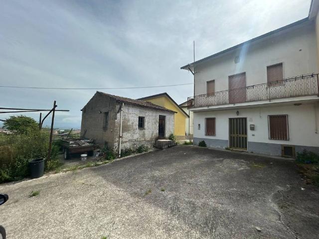 Villa Indipendente in vendita a San Nazzaro, Campania