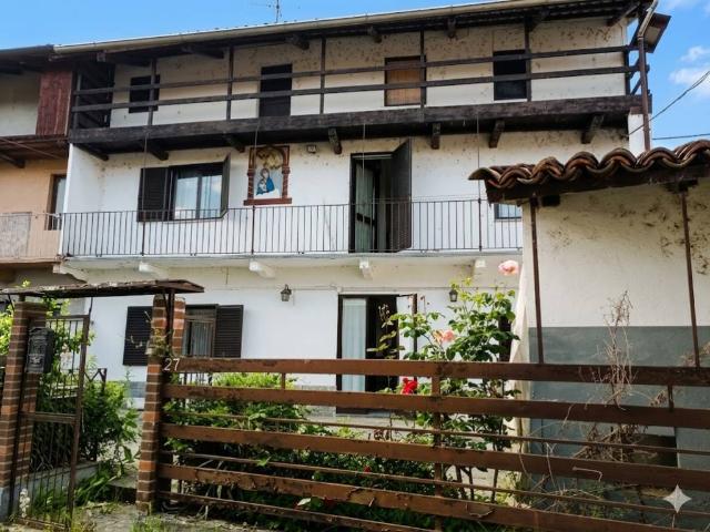 Villa Indipendente in vendita a San Nazzaro Sesia, Novara