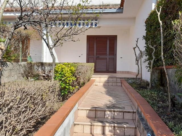 Villa Indipendente in vendita a Calabria, Cosenza
