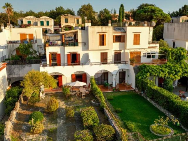 Villa Indipendente in vendita a Gioffa, Calabria