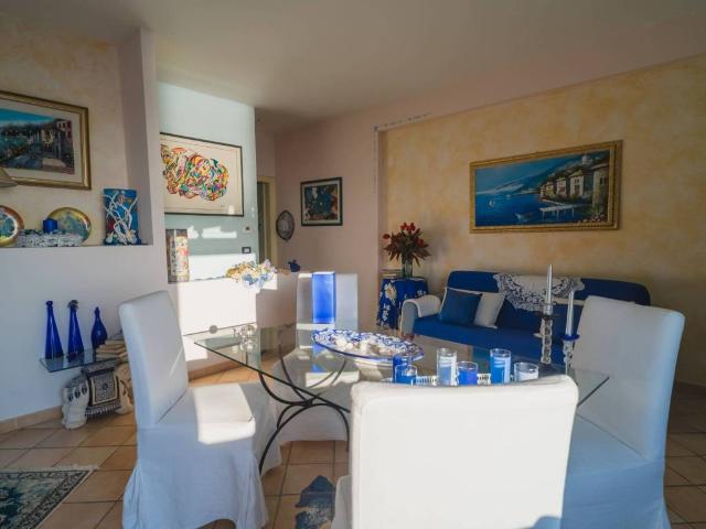 Villa Indipendente in vendita a San Giorgio, Calabria