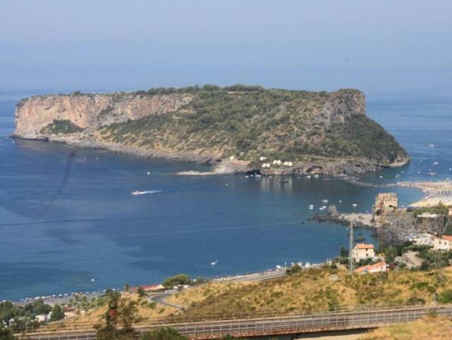 Villa Indipendente in vendita a Calabria, Cosenza