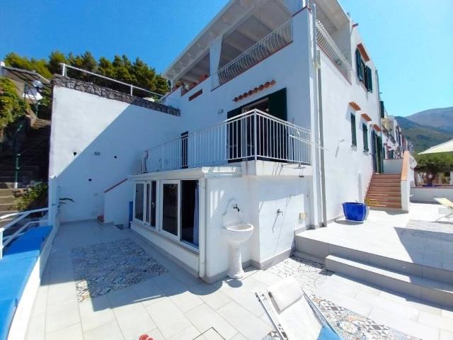 Villa Indipendente in vendita a Calabria, Cosenza