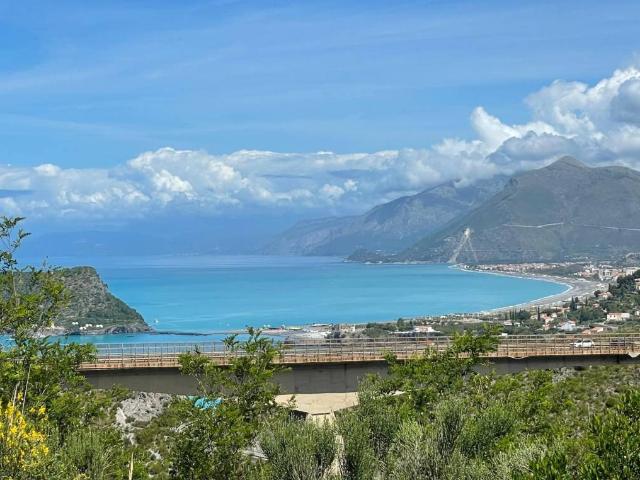 Villa Indipendente in vendita a San Giorgio, Calabria