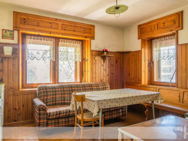 Villa Indipendente in vendita a San Pietro Di Cadore, Veneto