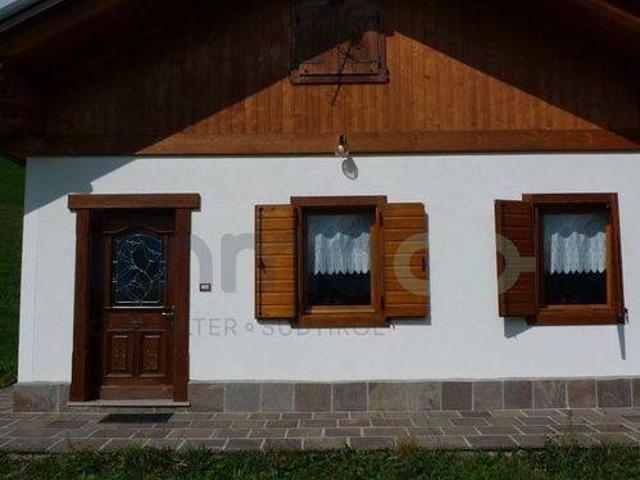 Villa Indipendente in vendita a Valle, San Pietro Di Cadore