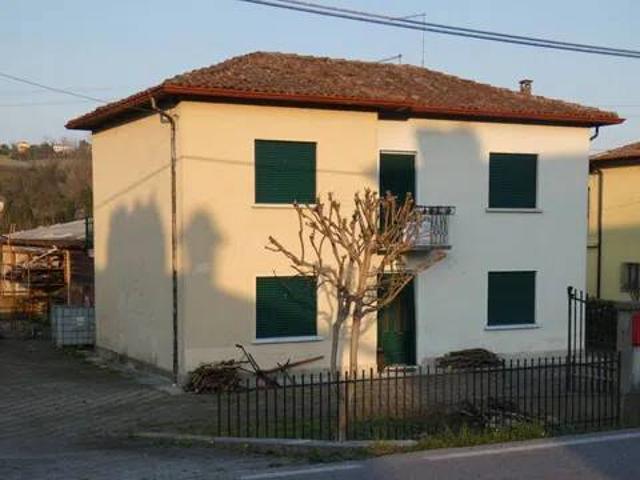 Villa Indipendente in vendita a San Pietro di Feletto, Veneto