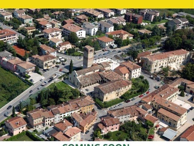 Villa Indipendente in vendita a San Pietro In Cariano, Veneto