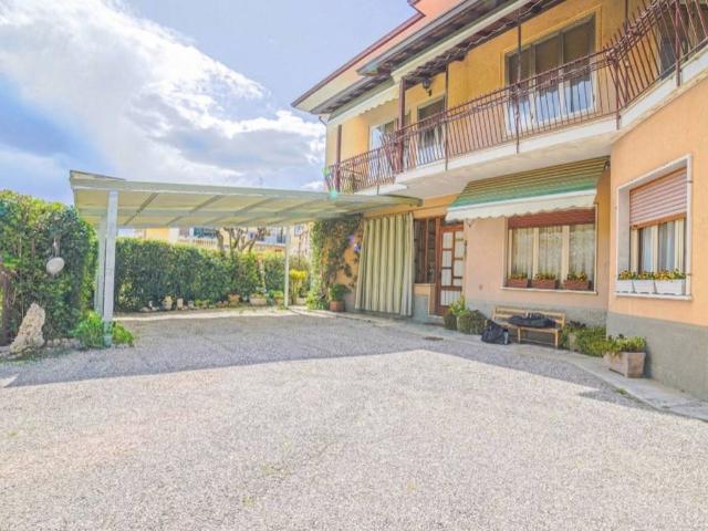 Villa Indipendente in vendita a San Pietro In Cariano, Veneto