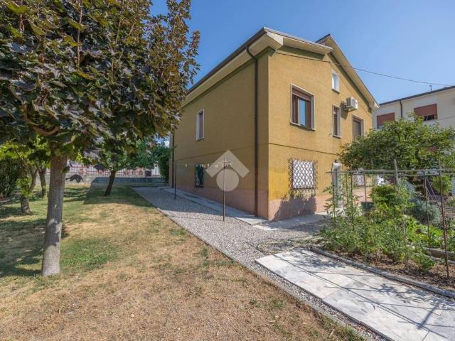 Villa Indipendente in vendita a San Pietro In Cariano, Veneto