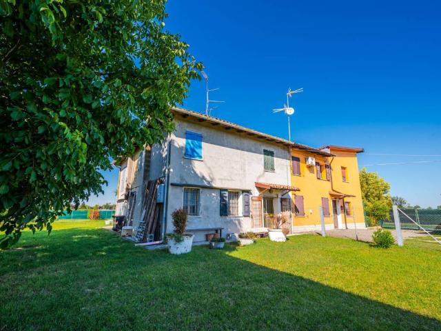 Villa Indipendente in vendita a Unione Reno Galliera, San Pietro In Casale