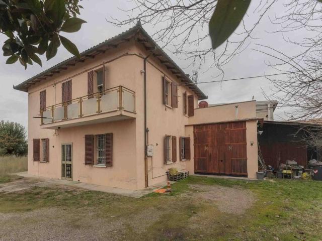 Villa Indipendente in vendita a Unione Reno Galliera, San Pietro In Casale