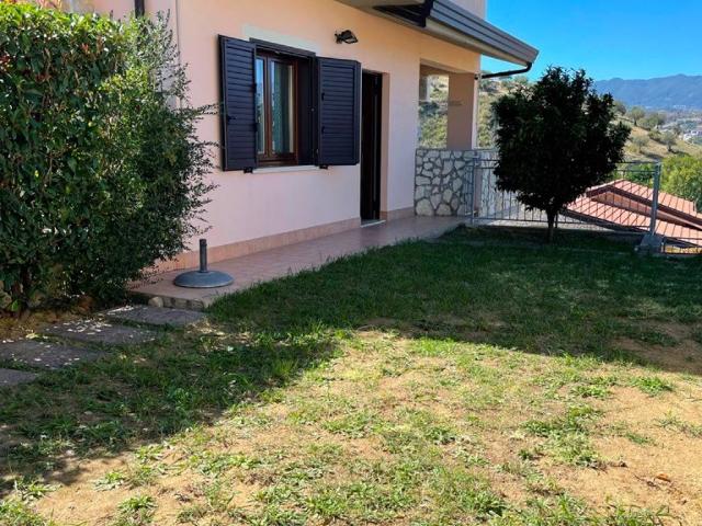 Villa Indipendente in vendita a Calabria, Cosenza