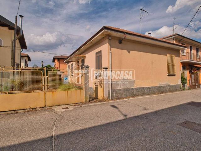 Villa Indipendente in vendita a Piemonte, Novara