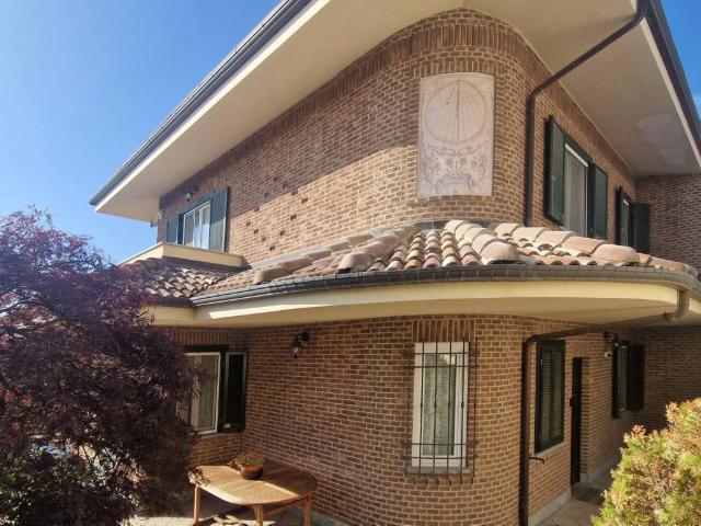 Villa Schiera in vendita a Piemonte, Torino