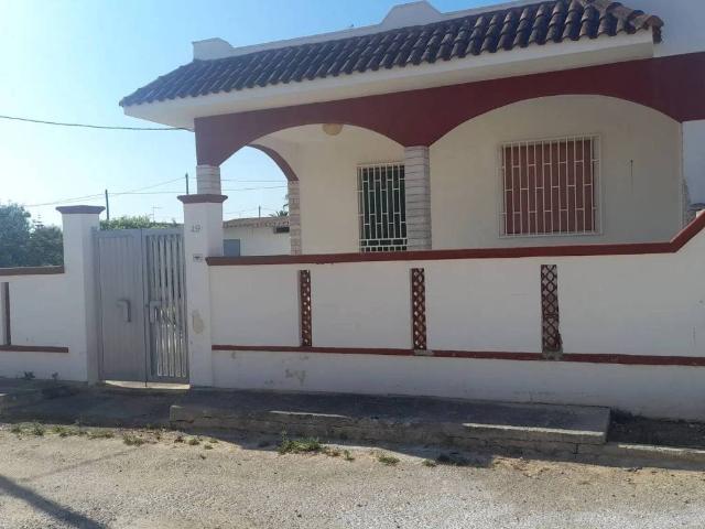 Villa Indipendente in vendita a Campo di Mare, Puglia