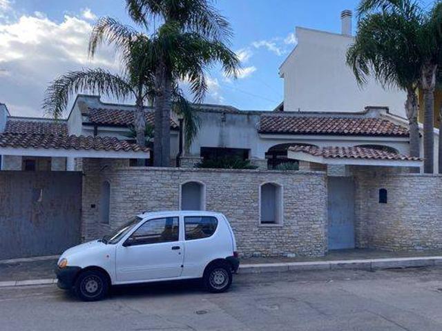 Villa Indipendente in vendita a Puglia, Brindisi