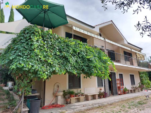 Villa Indipendente in vendita a Guidonia Montecelio, Roma Capitale