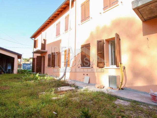 Villa Indipendente in vendita a Unione Comuni Modenesi Area Nord, San Possidonio