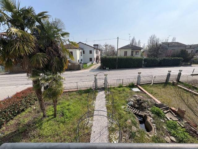 Villa Indipendente in vendita a Unione Comuni Modenesi Area Nord, San Possidonio