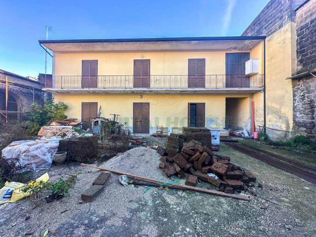 Villa Indipendente in vendita a San Prisco, Campania