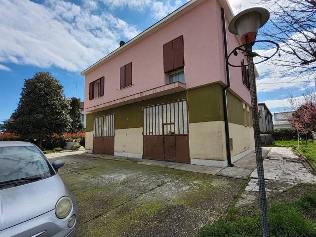 Villa Indipendente in vendita a Unione Comuni Modenesi Area Nord, San Prospero