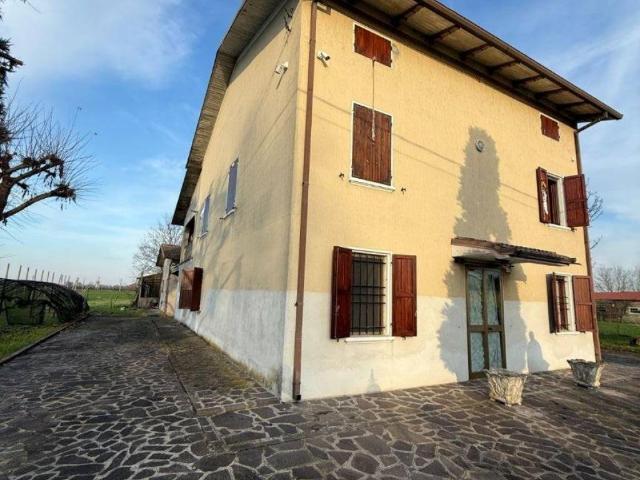Villa Indipendente in vendita a Unione Comuni Modenesi Area Nord, San Prospero