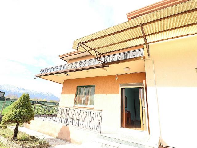 Villa Indipendente in vendita a San Quirino, Friuli-Venezia Giulia