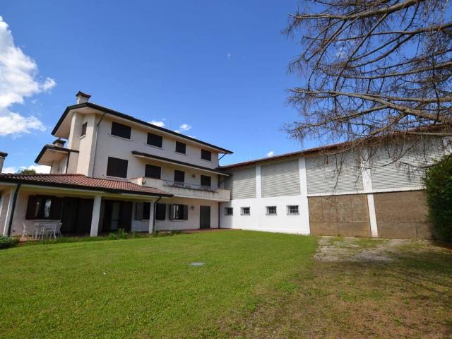 Villa Indipendente in vendita a San Quirino, Friuli-Venezia Giulia
