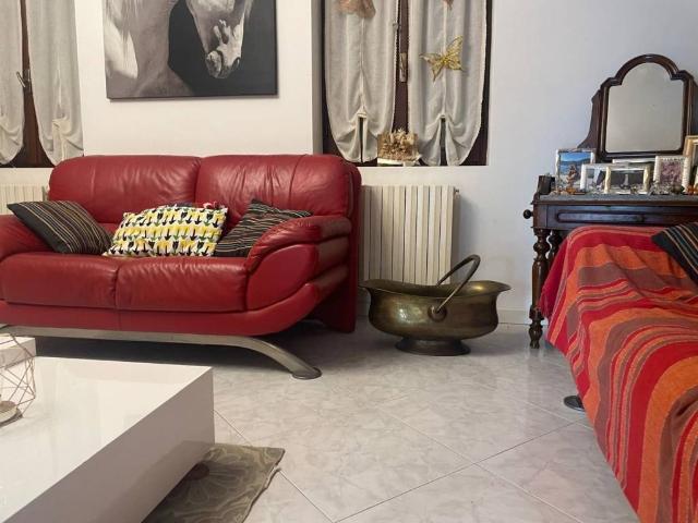 Villa Indipendente in vendita a San Rocco Al Porto, Lombardia