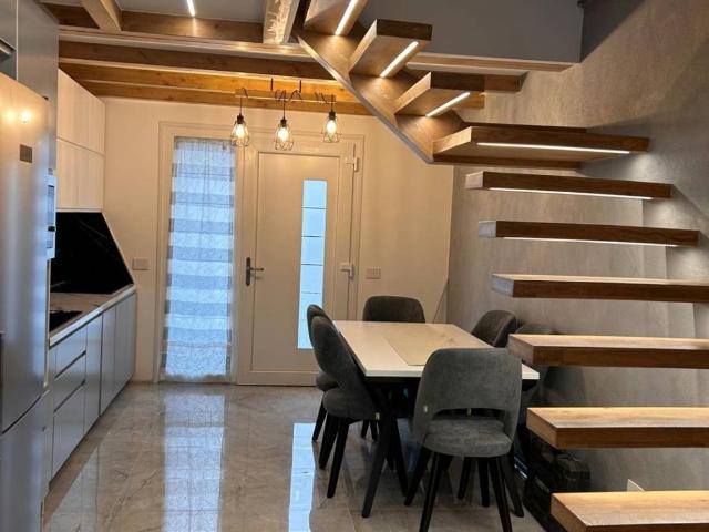 Villa Indipendente in vendita a San Rocco Al Porto, Lombardia