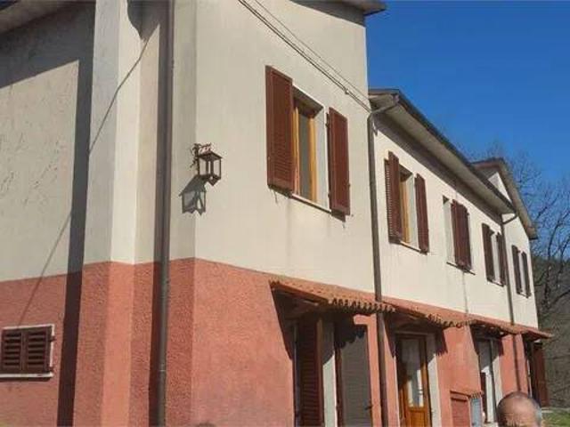 Villa Indipendente in vendita a Sambuca, San Romano in Garfagnana