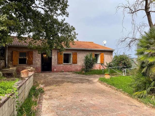 Villa Indipendente in vendita a San Salvatore Di Fitalia, Sicilia