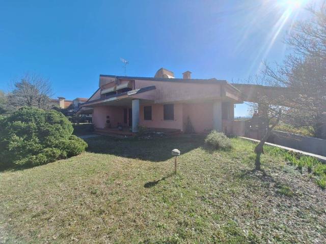 Villa Indipendente in vendita a Frescondino, San Salvatore Monferrato