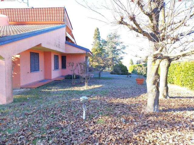 Villa Indipendente in vendita a Frescondino, San Salvatore Monferrato
