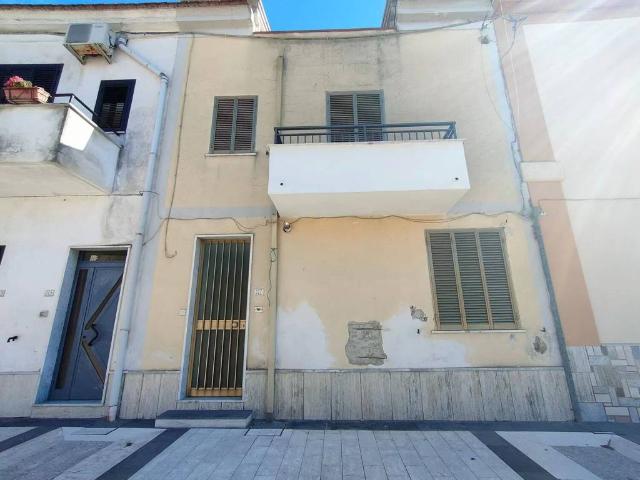 Villa Indipendente in vendita a San Salvatore Telesino, Campania