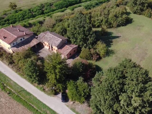 Villa Indipendente in vendita a Castell'Aicardi, San Secondo Parmense