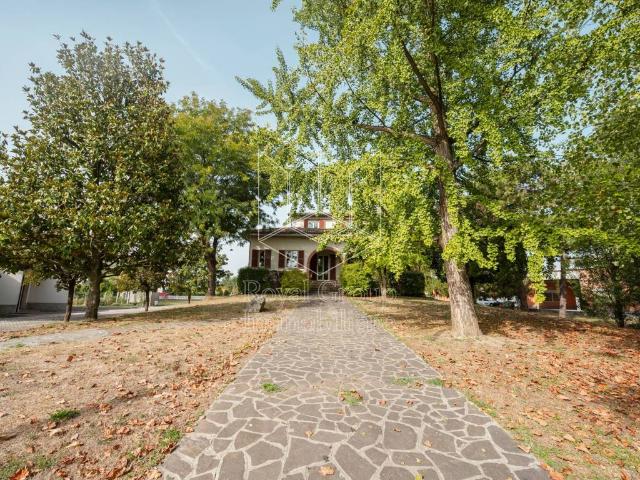 Villa Indipendente in vendita a San Secondo Parmense, Parma