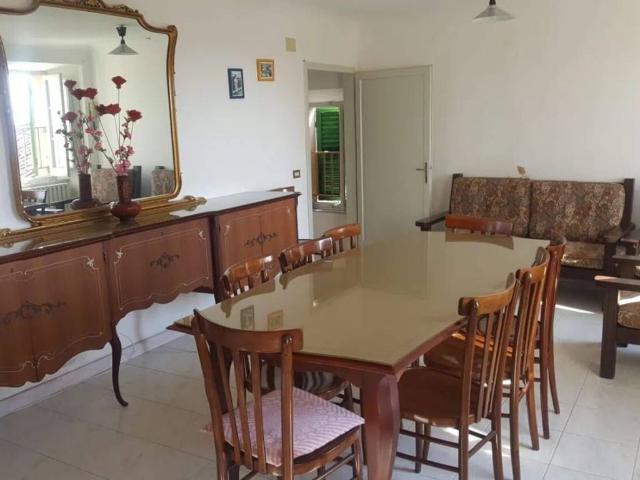 Villa Indipendente in vendita a Castello al Monte, Marche