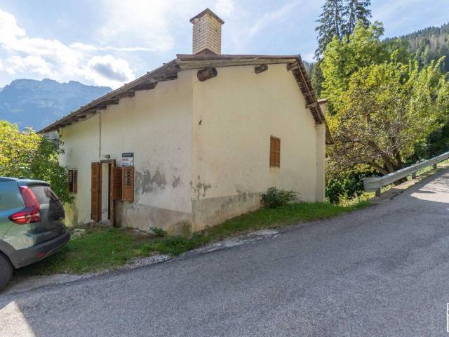 Villa Indipendente in vendita a San Tomaso Agordino, Veneto