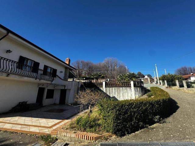Villa Indipendente in vendita a Gesuiti, San Vincenzo La Costa