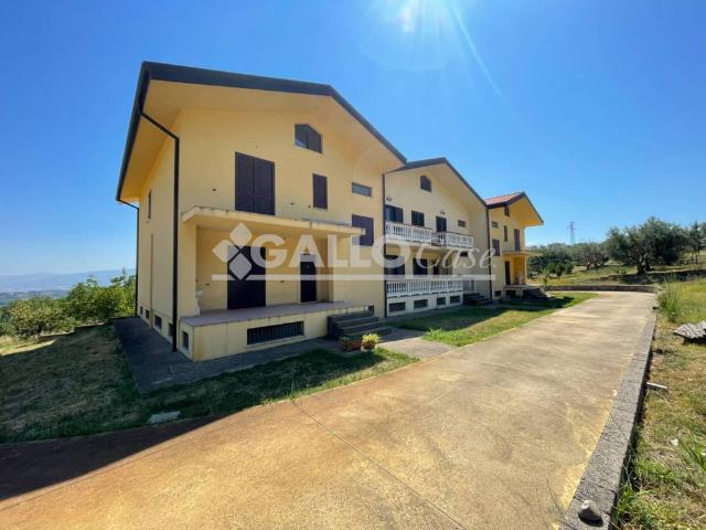 Villa Indipendente in vendita a Calabria, Cosenza